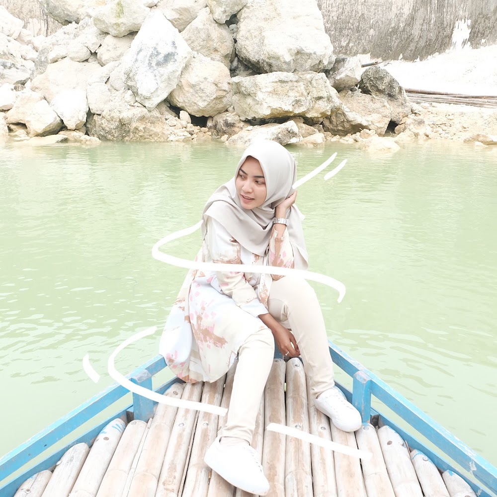 silfyanadita profile