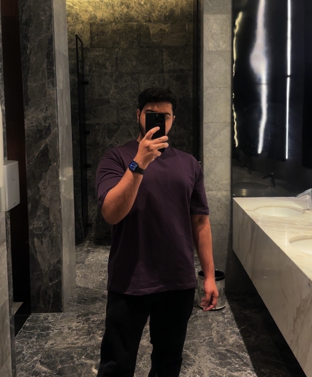 hafeezbaig's avatar